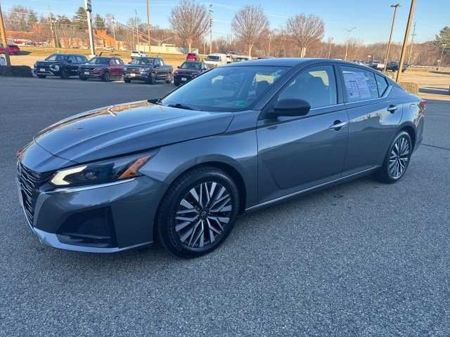 2024 Nissan Altima SV