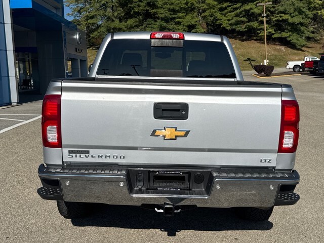2018 Chevrolet Silverado 1500 LTZ photo 4