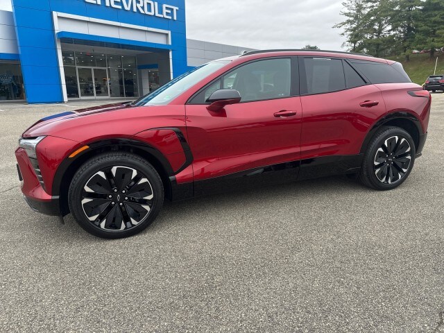 2024 Chevrolet Blazer EV RS photo 2