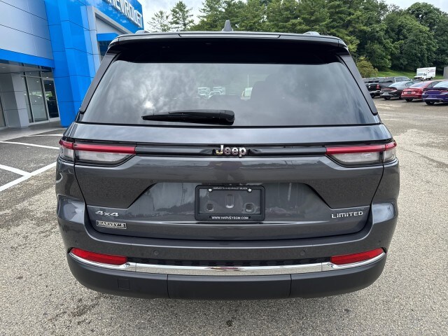 2022 Jeep Grand Cherokee Limited photo 4