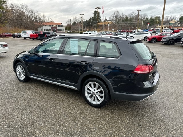 Used 2019 Volkswagen Golf Alltrack Alltrack S with VIN 3VWH17AU3KM520667 for sale in Radford, VA