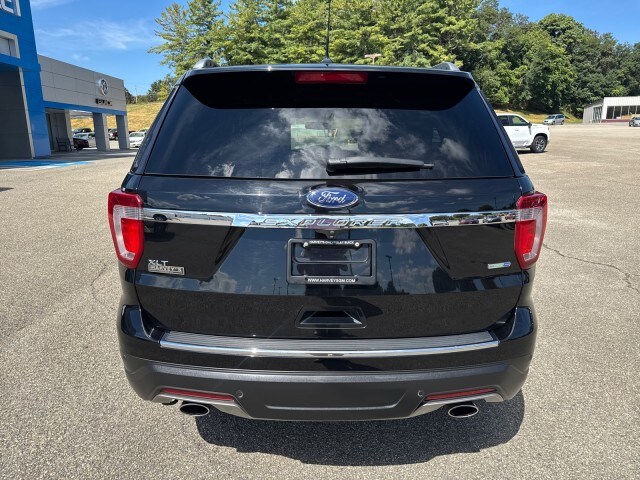 2018 Ford Explorer XLT photo 3