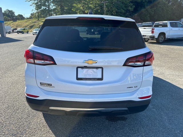 2023 Chevrolet Equinox LT photo 3