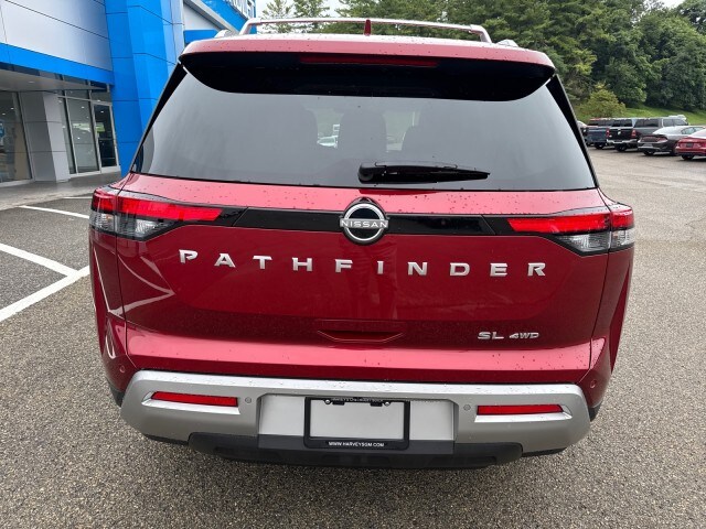 2024 Nissan Pathfinder SL photo 4