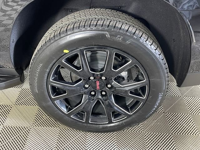 2026 GMC Yukon XL Denali - Photo 16