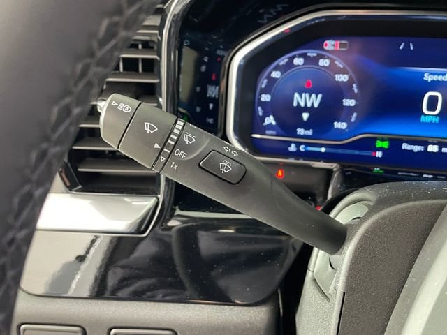 2025 Chevrolet Silverado 1500 LT - Photo 11