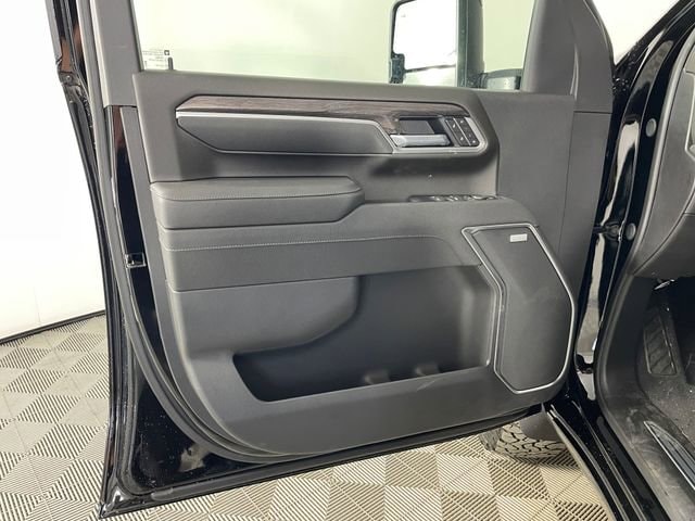 2026 Chevrolet Silverado 2500 HD LTZ - Photo 5
