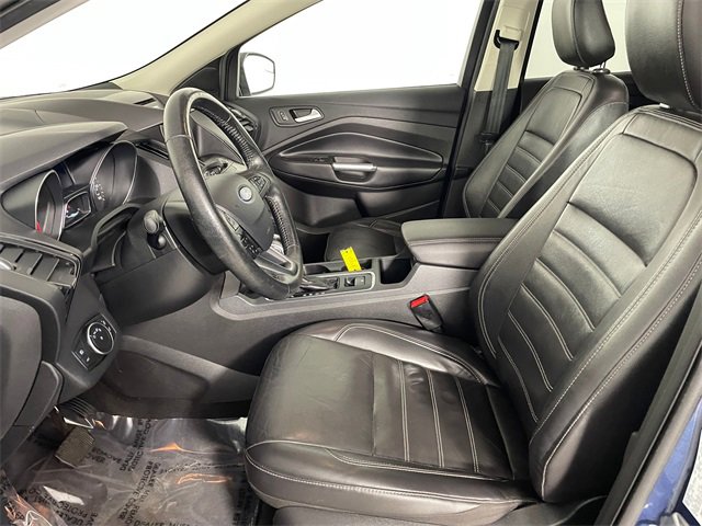 2018 Ford Escape SEL Sport photo 2