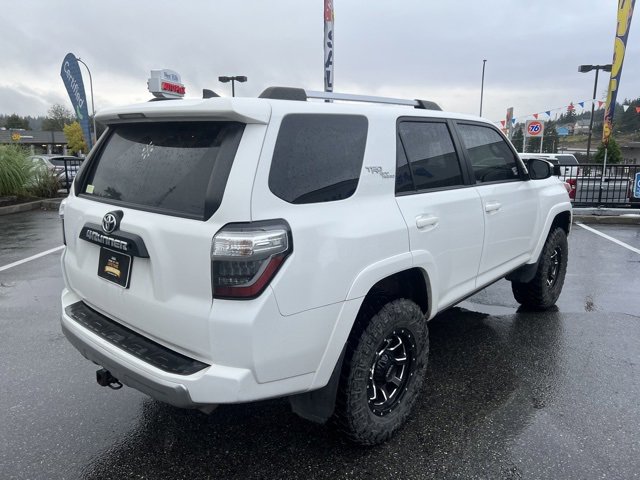 Used 2018 Toyota 4Runner Off-Road with VIN JTEBU5JR3J5606268 for sale in Bremerton, WA