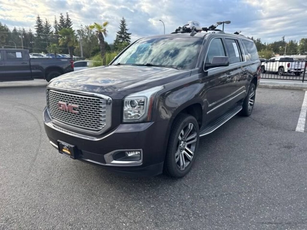 Used 2017 GMC Yukon XL Denali SUV