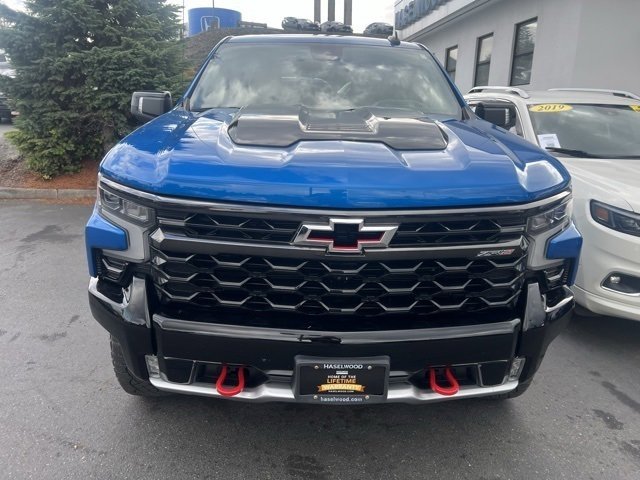 2023 Chevrolet Silverado 1500 ZR2 photo 2