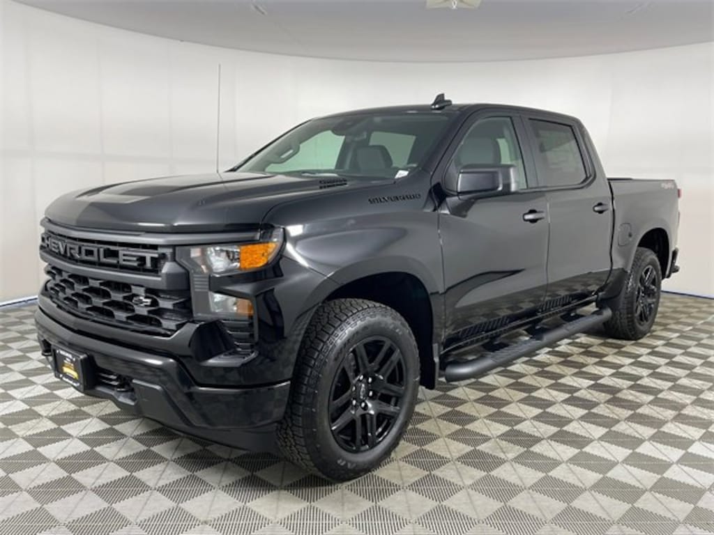 New 2026 Chevrolet Silverado 1500 Custom Truck