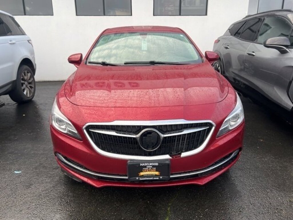 Used 2018 Buick Lacrosse Essence Car