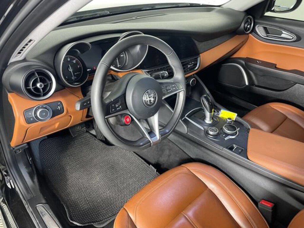 Used 2018 Alfa Romeo Giulia AWD Sedan