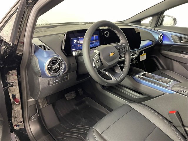 2026 Chevrolet Equinox EV 1LT photo 3