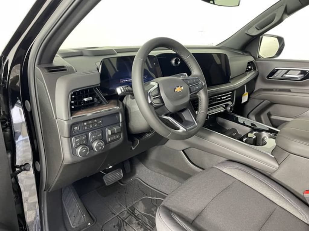 New 2026 Chevrolet Suburban LS SUV