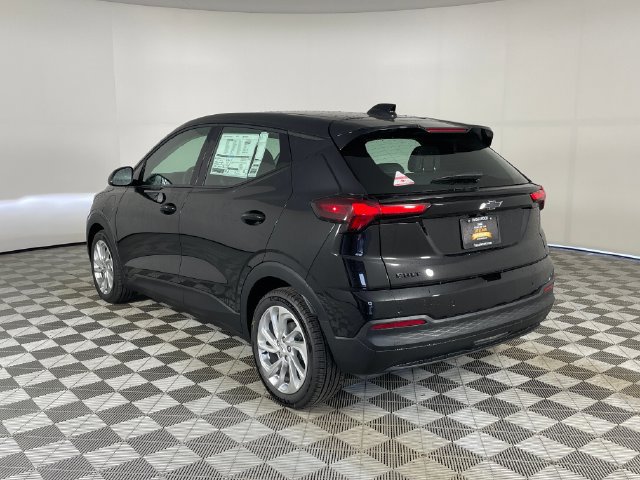 2027 Chevrolet Bolt LT - Photo 11
