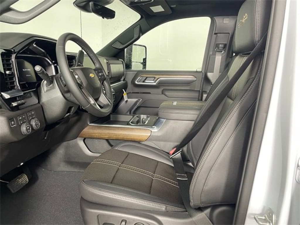 New 2026 Chevrolet Silverado 3500 HD High Country Truck