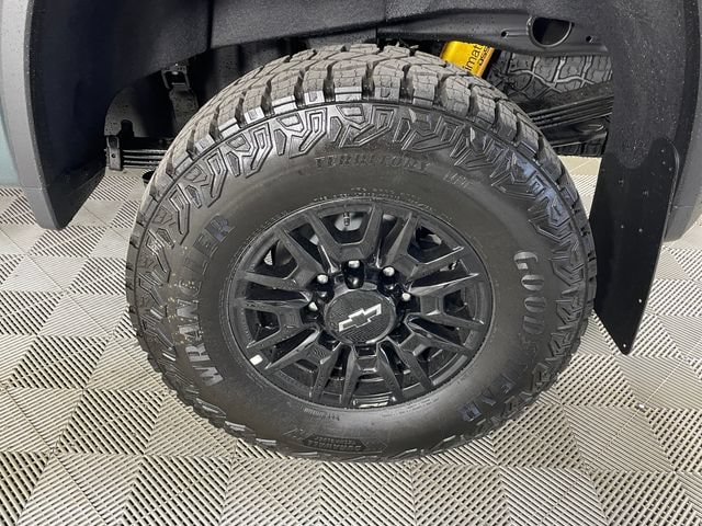 2026 Chevrolet Silverado 2500 HD ZR2 - Photo 13