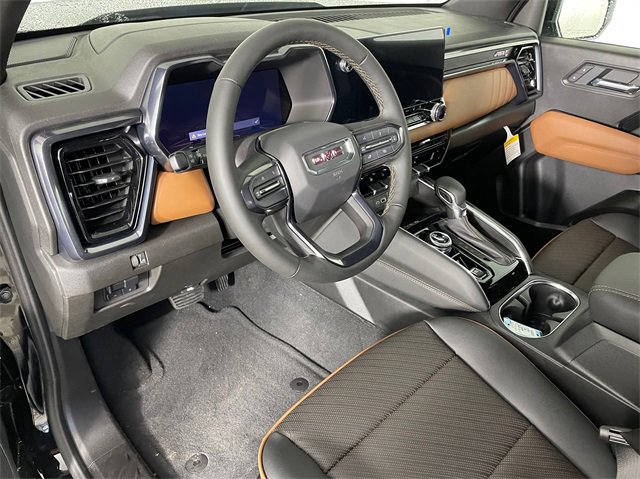 2025 Gmc Canyon AT4 photo 3