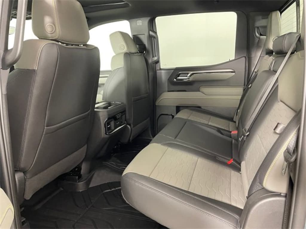 New 2026 Chevrolet Silverado 1500 ZR2 Truck