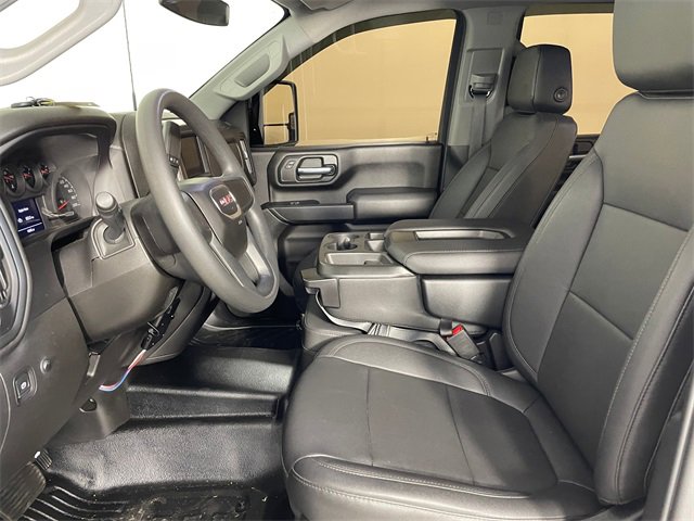 2023 Gmc Sierra 3500 HD Pro photo 2