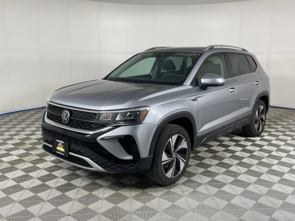 Used 2024 Volkswagen Taos 1.5T SE SUV