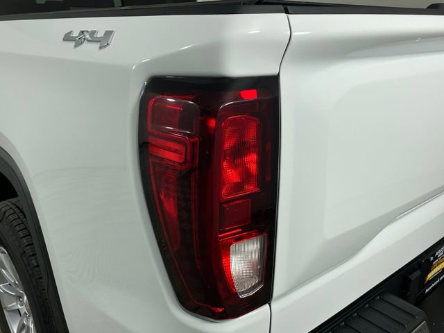 2026 GMC Sierra 1500 SLE - Photo 17