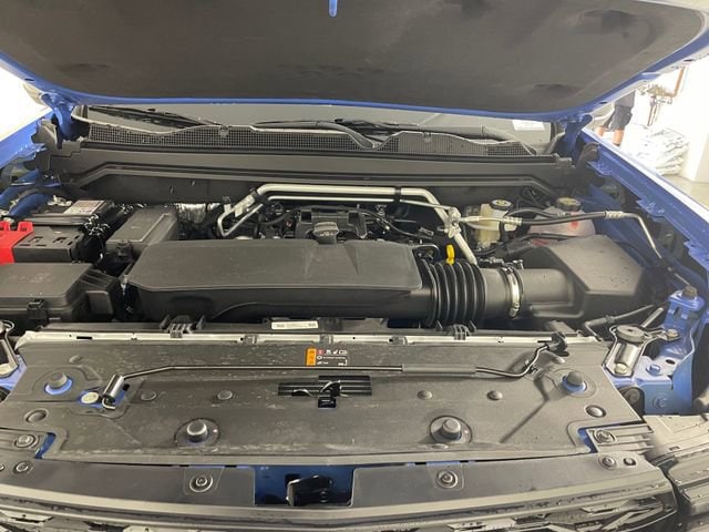 2026 Chevrolet Colorado ZR2 - Photo 17