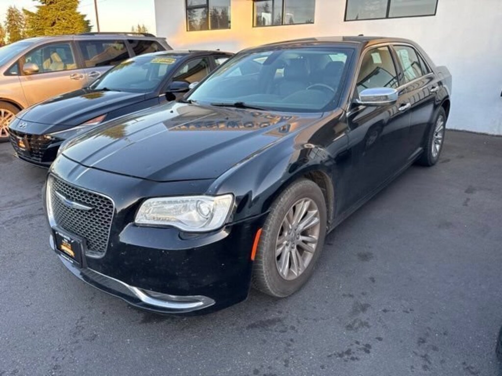 Used 2016 Chrysler 300C 300C Sedan
