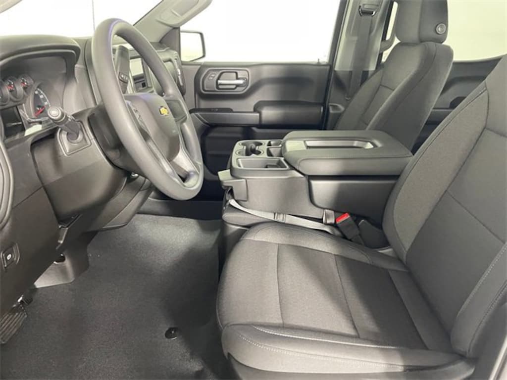 New 2026 Chevrolet Silverado 1500 Custom Truck