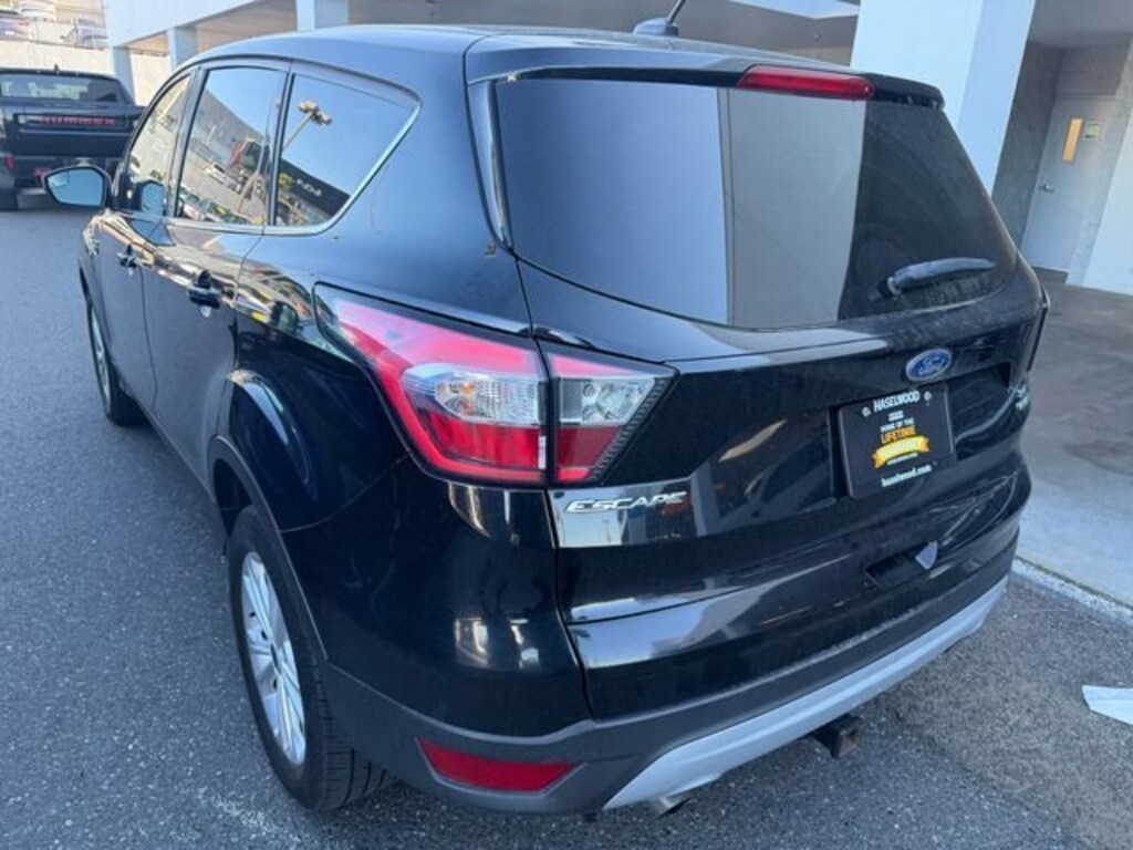 Used 2017 Ford Escape SE SUV