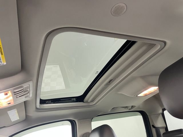 2011 Chevrolet Silverado 3500HD LTZ - Photo 14