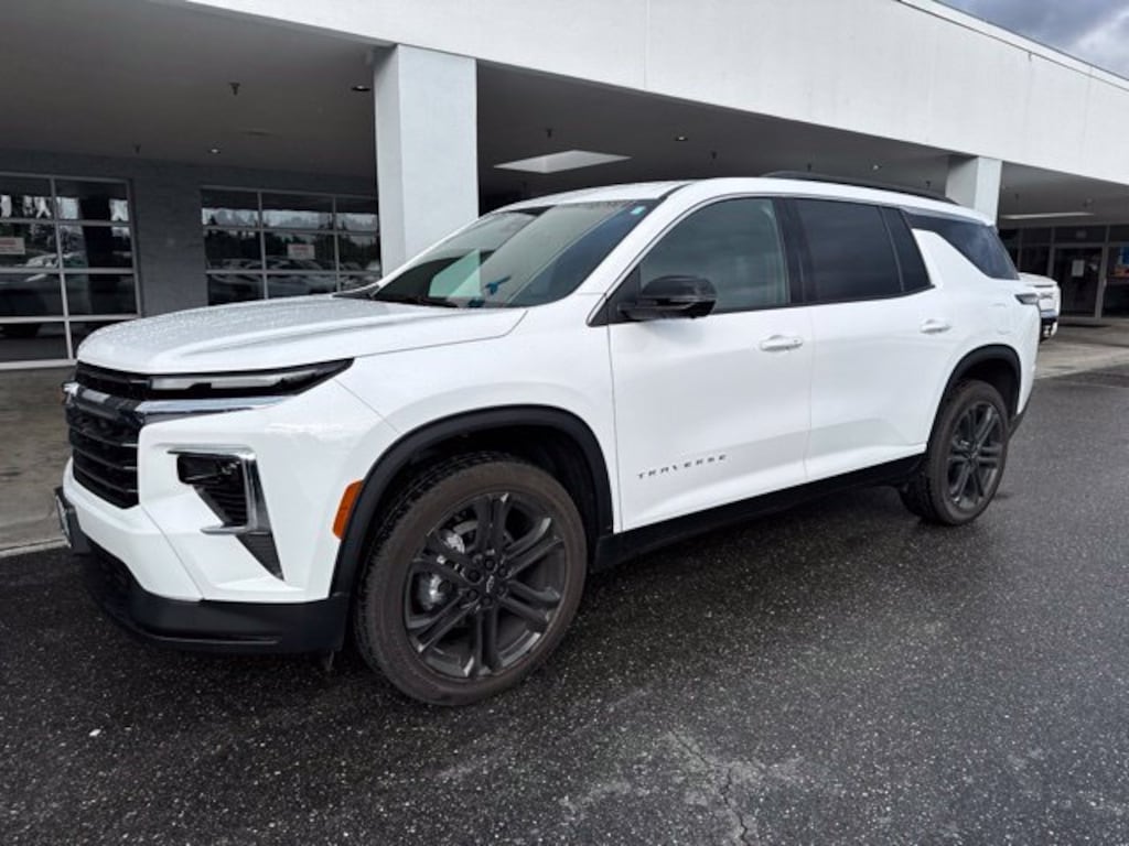 Used 2026 Chevrolet Traverse LT SUV