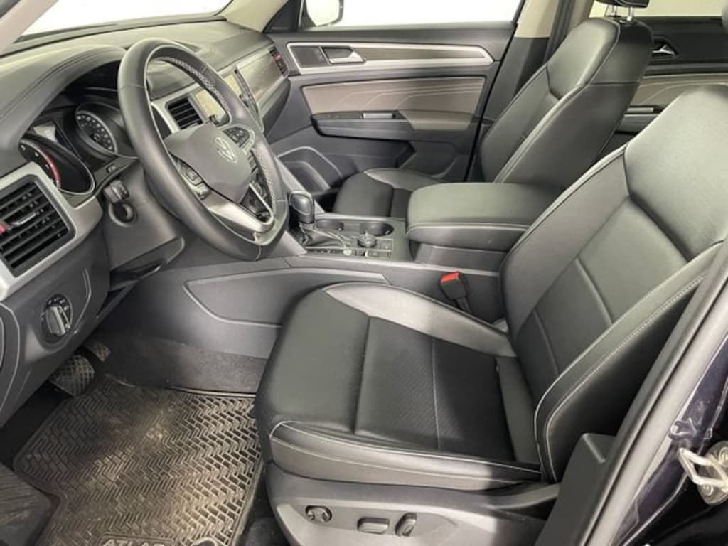 Used 2021 Volkswagen Atlas 3.6L V6 SE w/Technology SUV