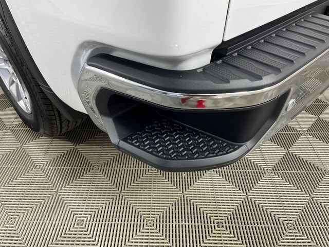 2026 GMC Sierra 1500 SLE - Photo 13