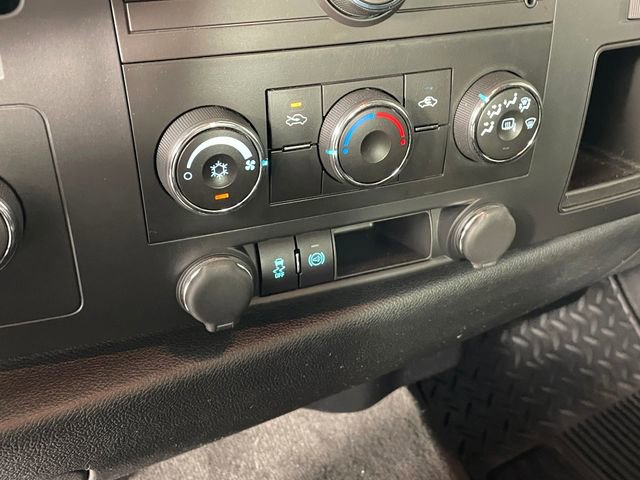 2013 Chevrolet Silverado 3500HD LT - Photo 8