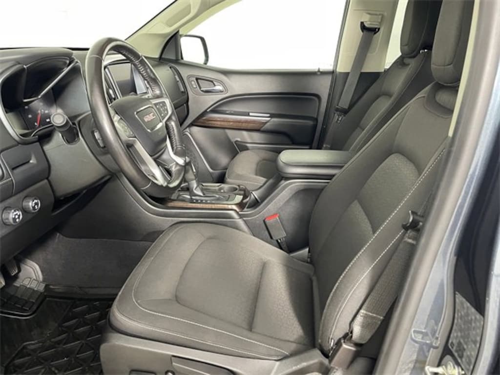 Used 2020 GMC Canyon SLE Truck