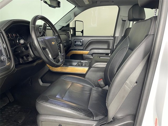 2018 Chevrolet Silverado 3500HD LTZ photo 2