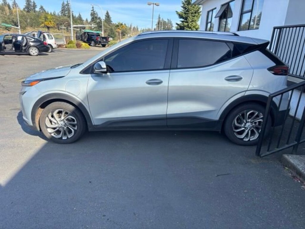 Used 2023 Chevrolet Bolt EUV LT SUV