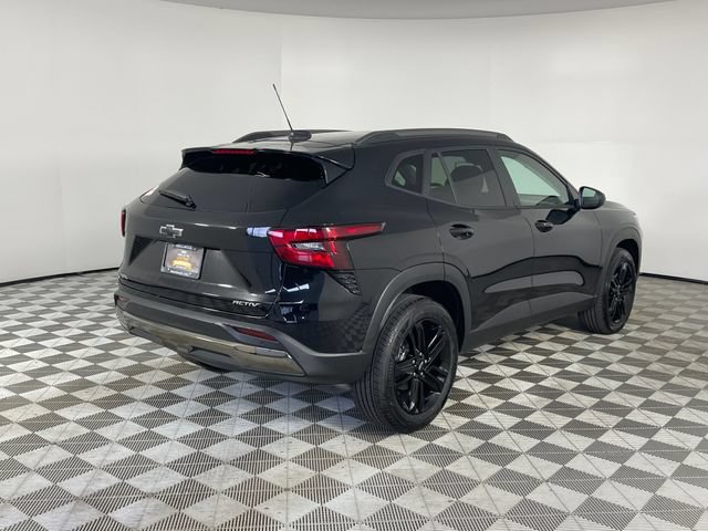 2026 Chevrolet Trax Activ - Photo 9
