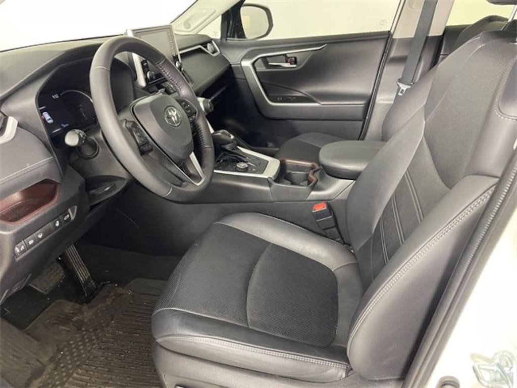 Used 2021 Toyota RAV4 Hybrid Limited