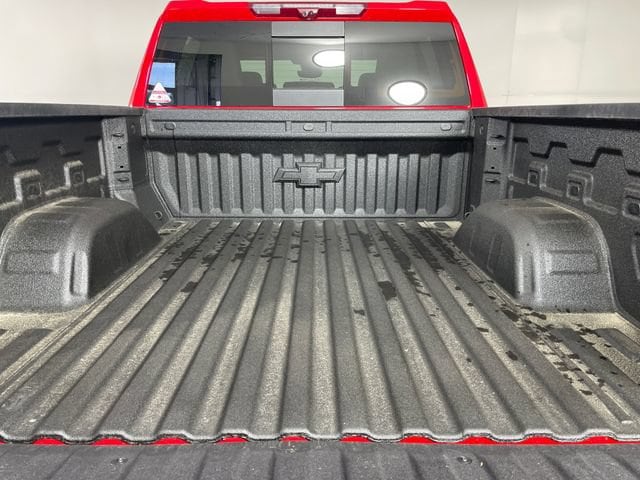 2026 Chevrolet Silverado 1500 ZR2 - Photo 10