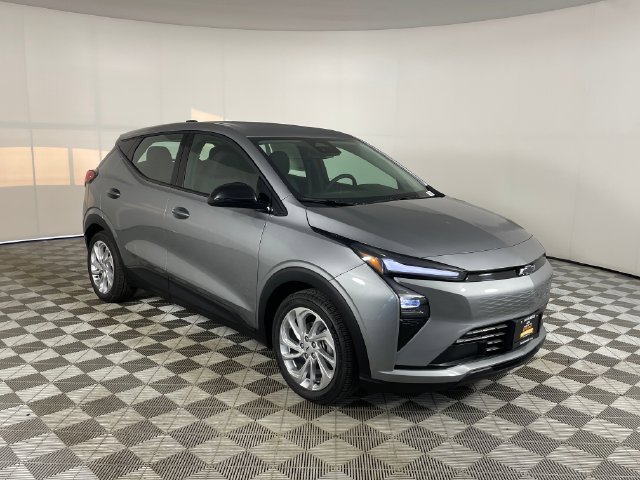 2027 Chevrolet Bolt LT - Photo 20