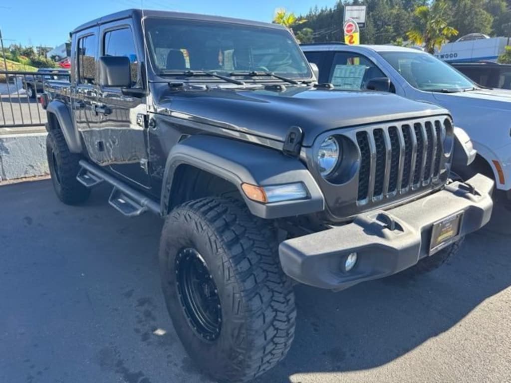 Used 2020 Jeep Gladiator Sport S 4x4 Truck