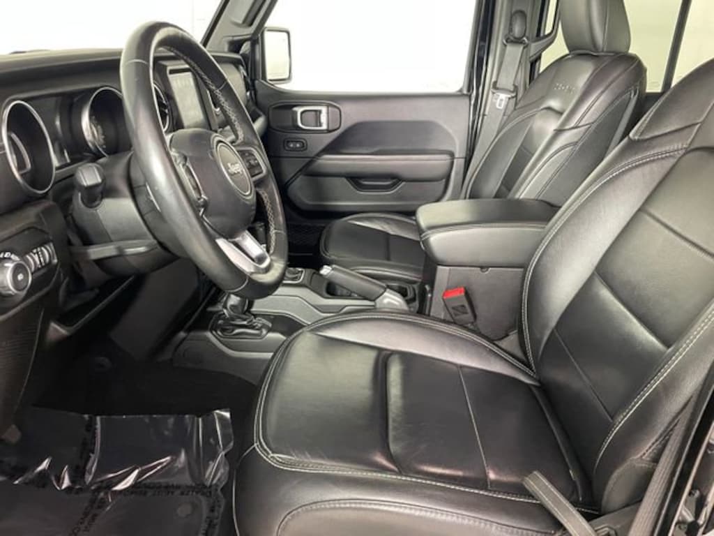 Used 2019 Jeep Wrangler Unlimited Sahara 4x4 SUV