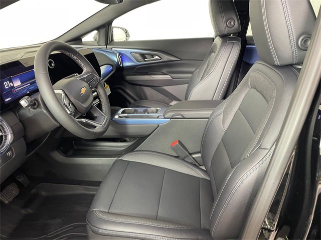 2026 Chevrolet Equinox EV 1LT photo 2