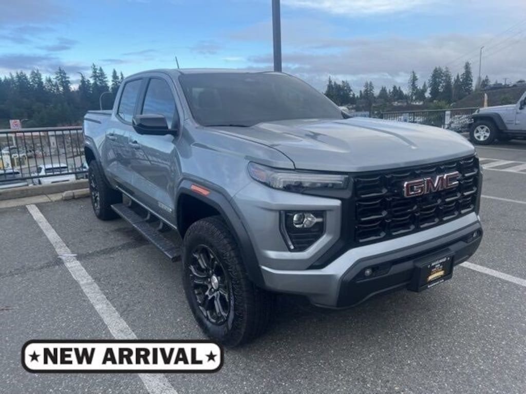 Used 2024 GMC Canyon Elevation Truck