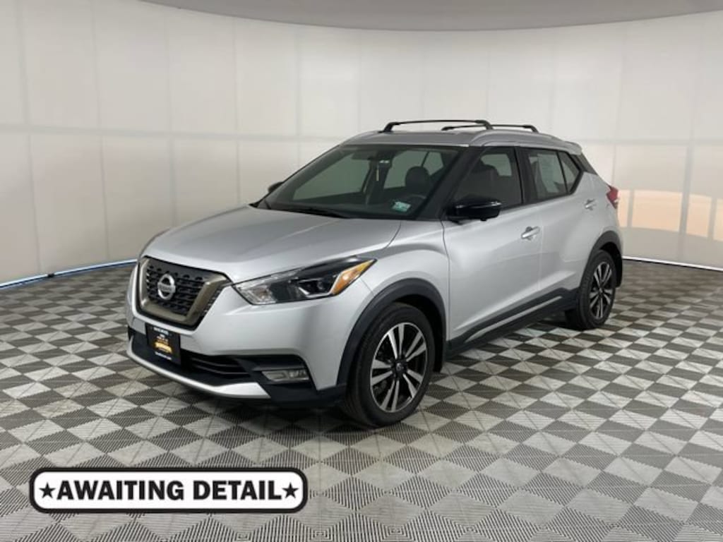 Used 2019 Nissan Kicks SR SUV