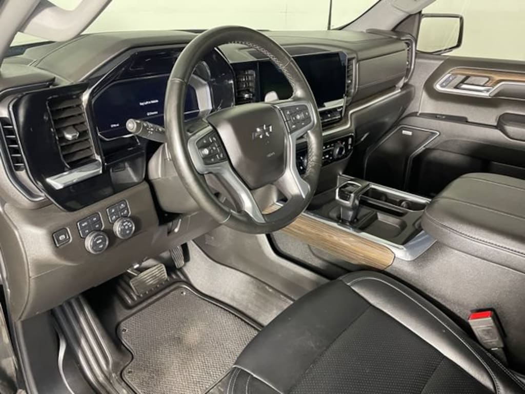 Used 2024 Chevrolet Silverado 1500 RST Truck